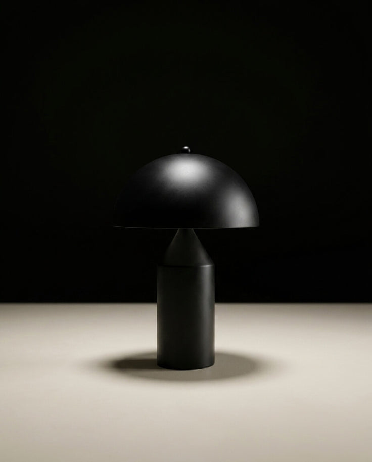 Mat Siyah Metal Mantar Masa Lambası - Minimalist Tasarım