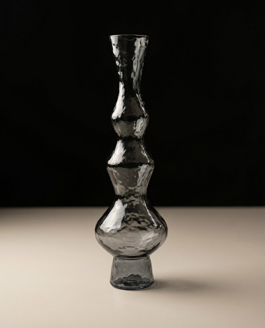 Akışkan Dalga Efektli İnce Uzun Totem Vazo (Gümüşi Füme)