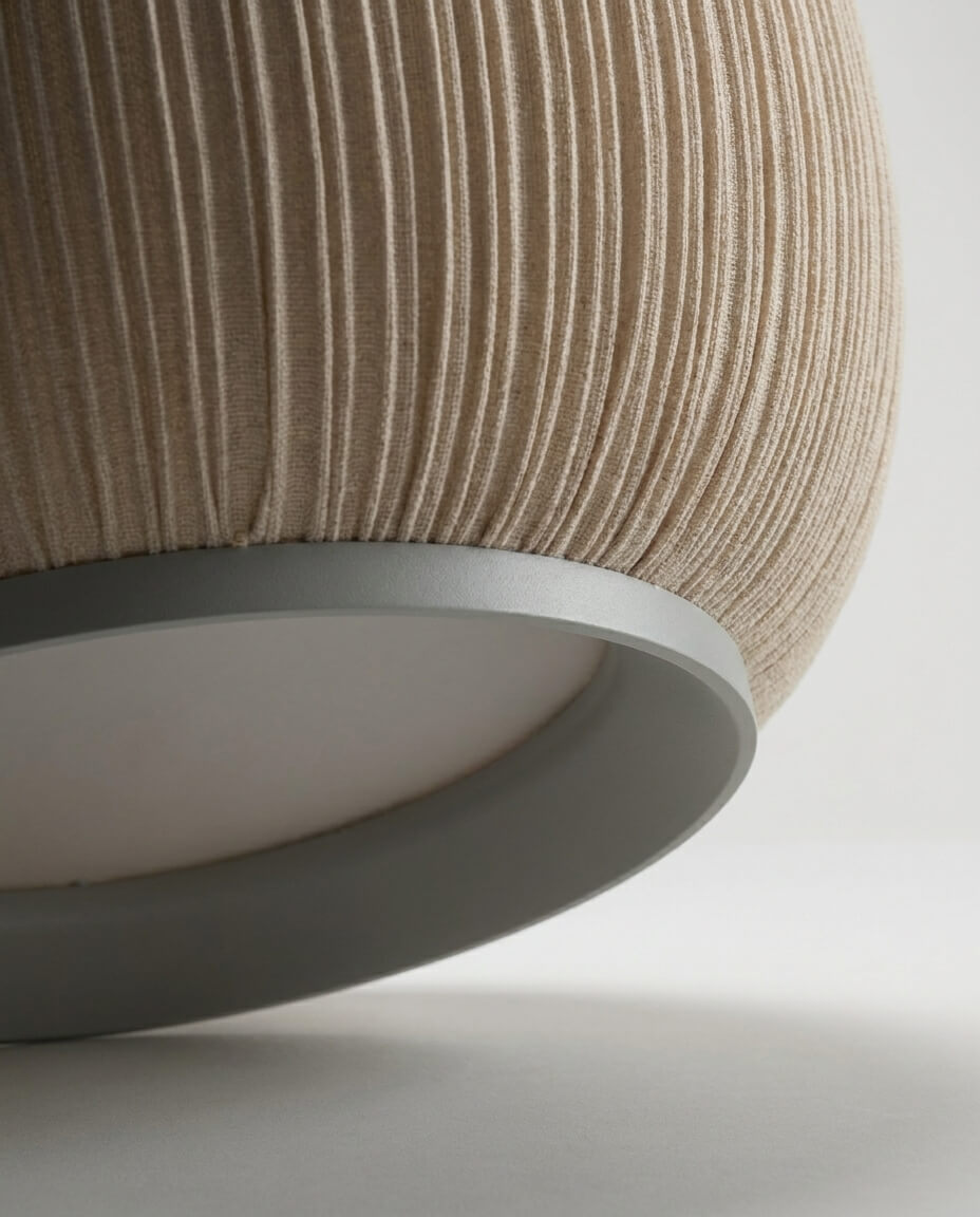 Mid-Century Modern Akordeon Dokulu Derin Kubbe Sarkıt Lamba