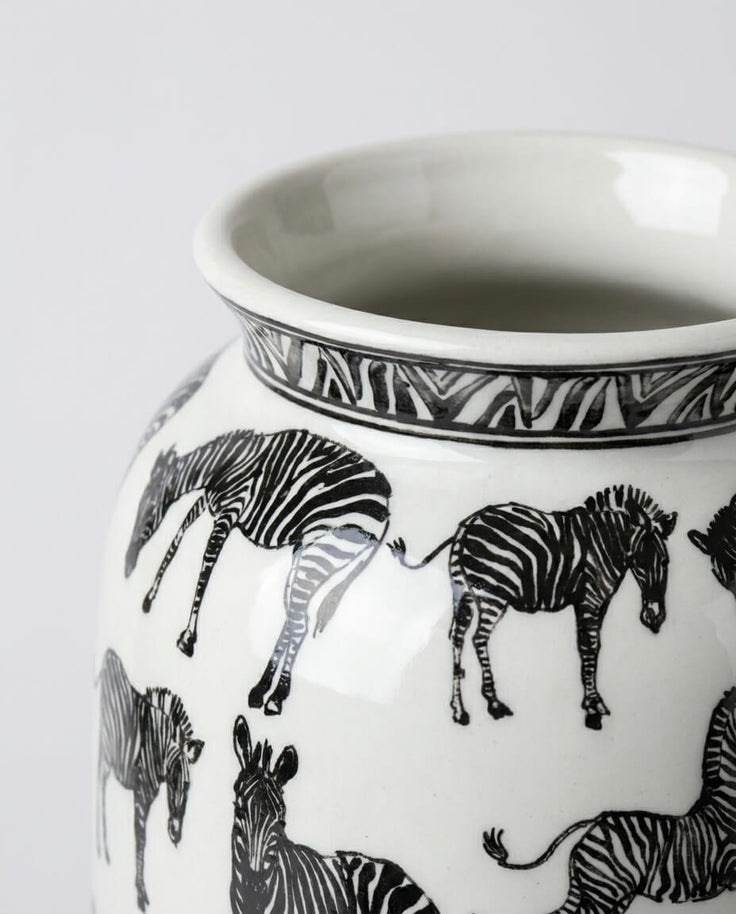 Zebra Desenli Lüks Seramik Vazo - Siyah & Beyaz